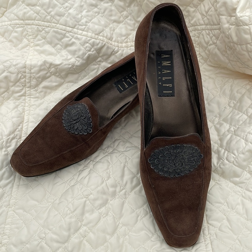Amalfi Italy Brown & Black Suede Low Heeled Pumps - Size 10B - Picture 3 of 11